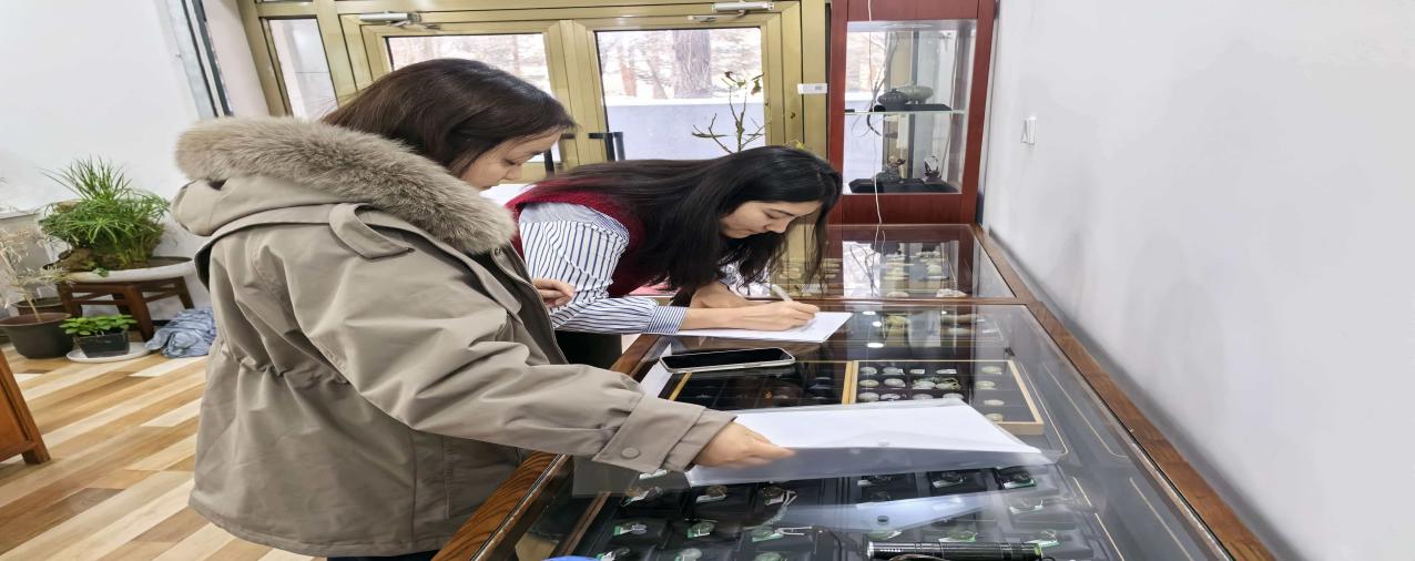 新疆职业大学艺术与传播学院开展 实习生走访调研工作