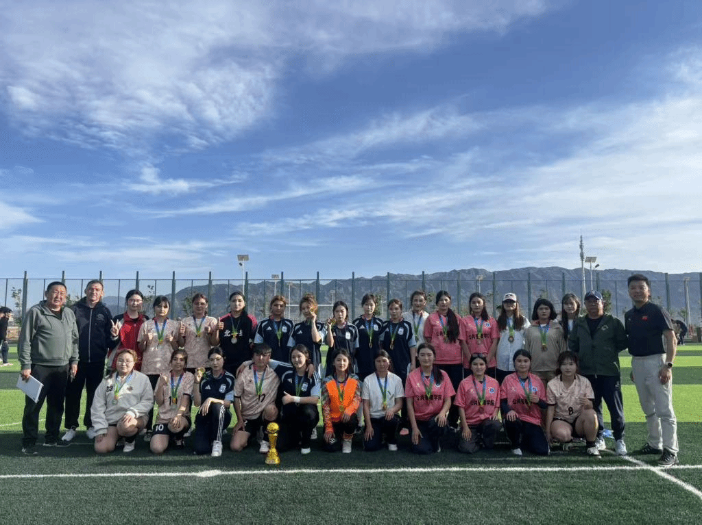 【校园文化】巾帼绽芳华 绿茵逐梦行——我校首届女子5人制足球赛圆满落幕
