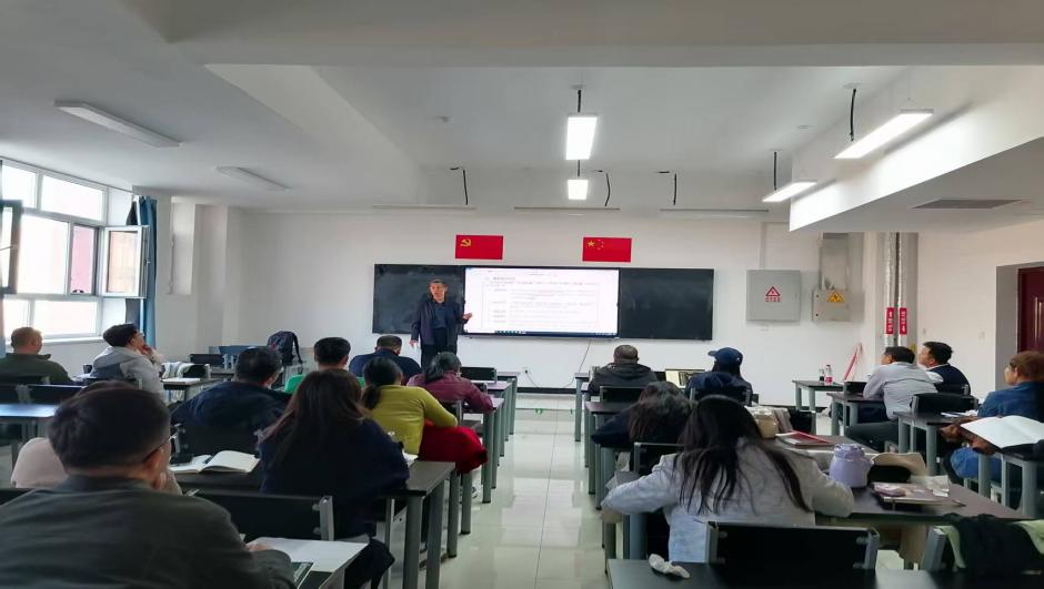 银龄领航,研途赋能——我校公共教学部(体育教学部)举办“...