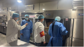 乌鲁木齐市新市区市场监督管理局赴新疆职业大学开展校园食品安全检查