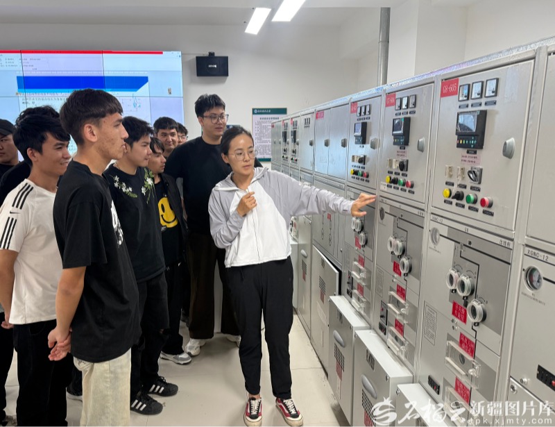 【媒体新职大】石榴云/新疆日报|自治区高职院校产业学院名单公布,新疆职业大学等院校申报的10个产业学院获批立项