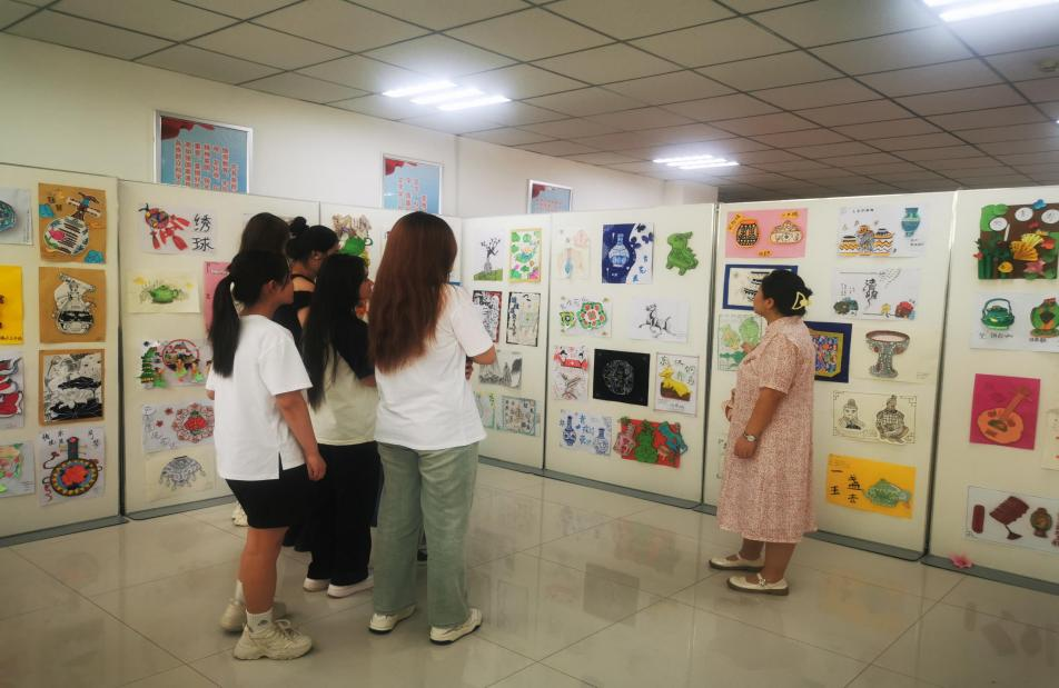 马克思主义学院开展2024年职业教育 活动周系列活动