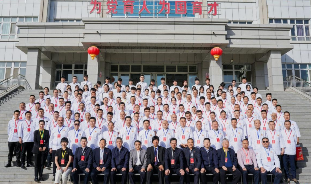 我校承办全国名厨烹饪邀请赛（新疆分赛区）