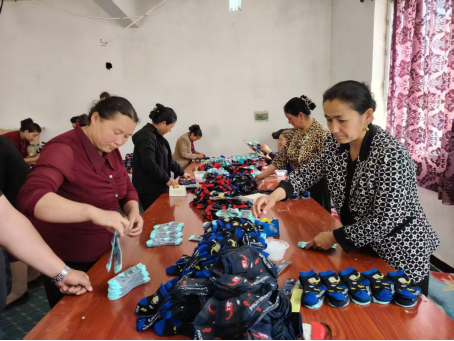 劳动竞赛促团结,同心共筑中国梦——我校“民族团结一家亲”活动暨劳动竞赛纪实