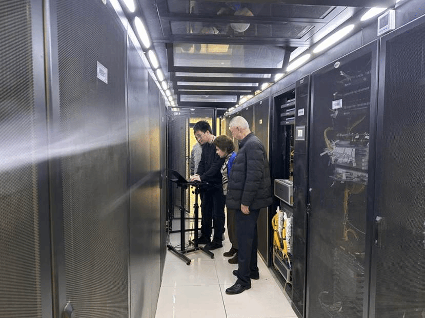 信息网络中心春季开学前网络基础设施全面巡检简报