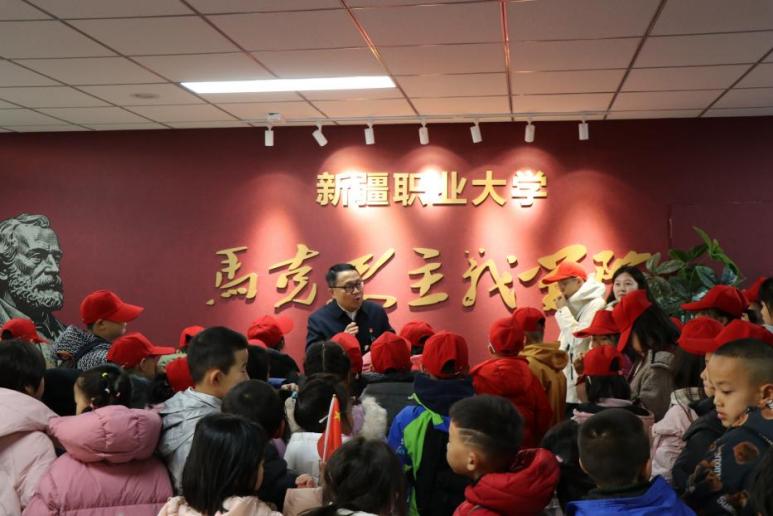 雪假托管暖人心 民族团结筑根基——我校成功举办教职工子女雪假趣玩活动