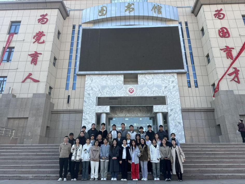 我校学生入围2024年“中文在线杯”信息素养大赛国赛
