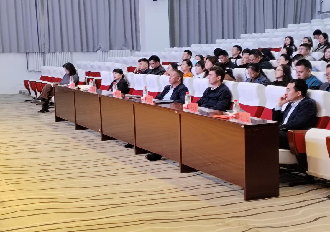 我校旅游学院成功举办“国家专业教学标准与学校专业建设”专题讲座