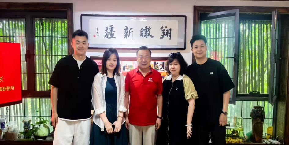 我校艺术与传播学院赴新疆阿丑视界传媒公司开展专业建设与人才需求调研