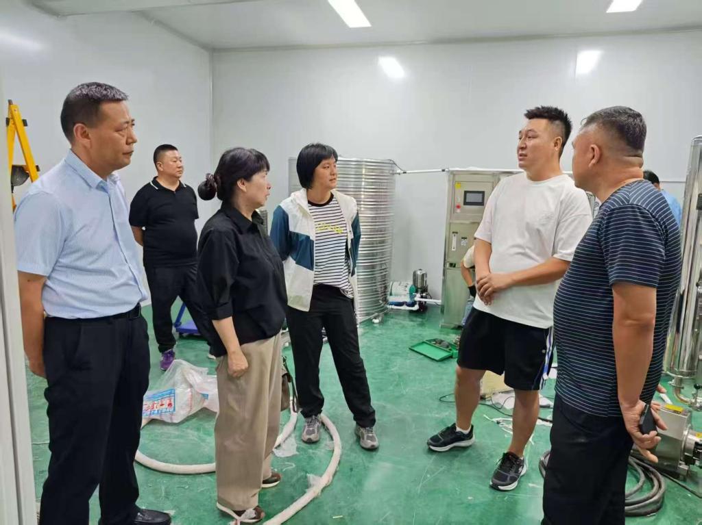 我校赴塔尔吉村开展美丽宜居村走访调研