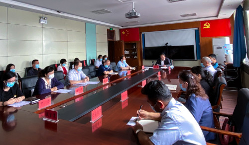 我校召开庆祝第36个教师节暨“立德树人 奋进担当”教师座谈会