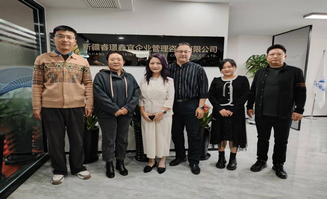 深入企业走访多措并举优化人培方案——我校数字商贸学院开展访企拓岗与...