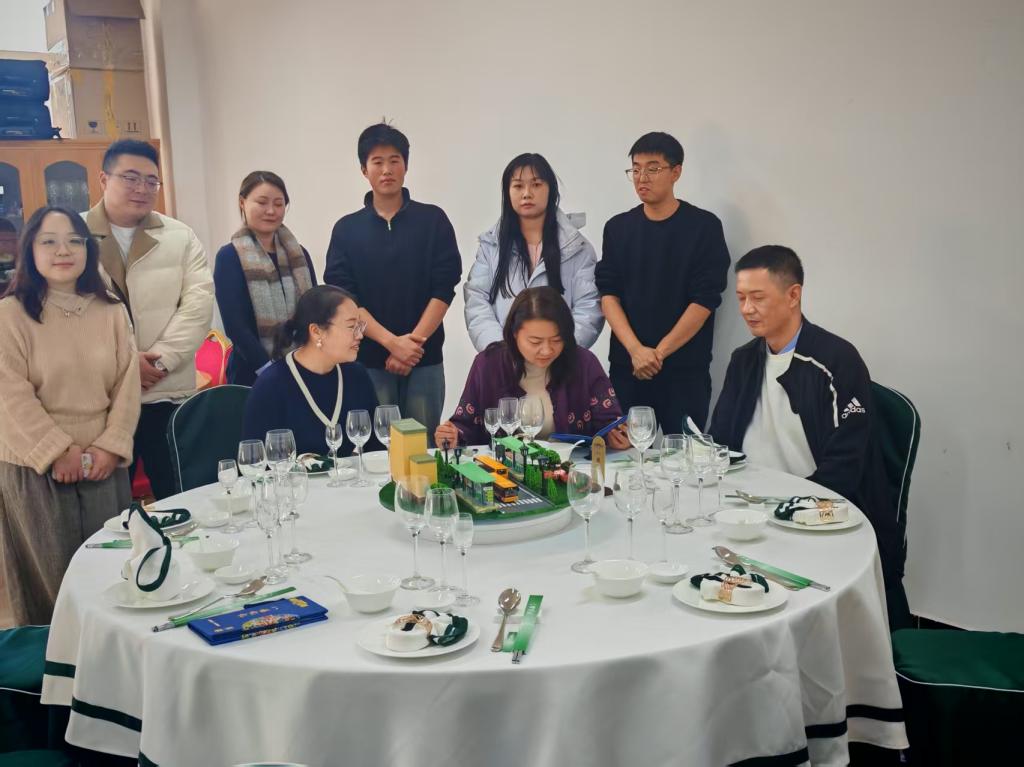 校际交流座谈 共促文旅融合——新疆能源职业技术学院赴我校旅游学院参观座谈交流