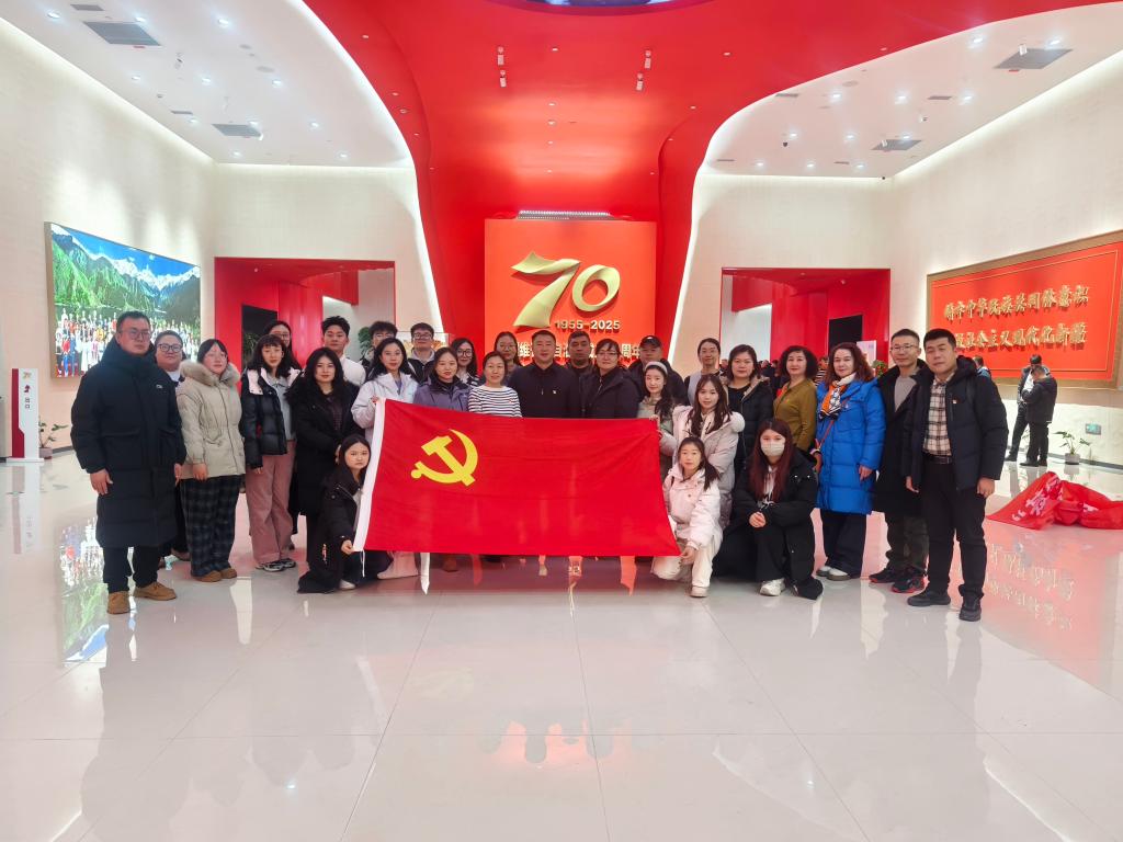 拓展师生党建载体 探索学团共建格局——我校学团基层师生党支部联合开展结对共建党日活动