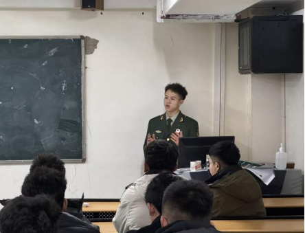 “燃青春烽火,铸强军伟业,征兵行动等你来”宣传讲座顺利召开